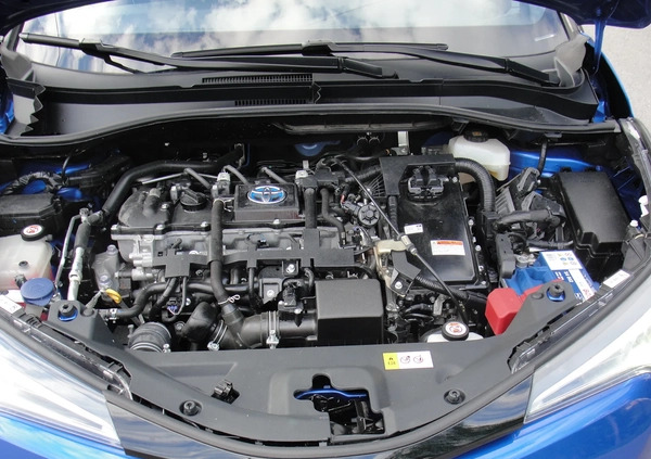 Toyota C-HR cena 59800 przebieg: 78000, rok produkcji 2019 z Nowy Tomyśl małe 154